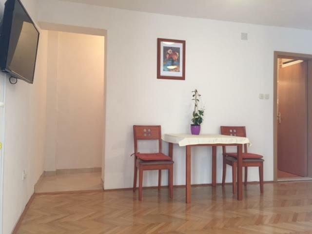 Appartement Pavlinovic Jure à Makarska Extérieur photo